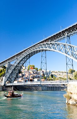Dom Luis I Bridge, Porto, Portugal clipart