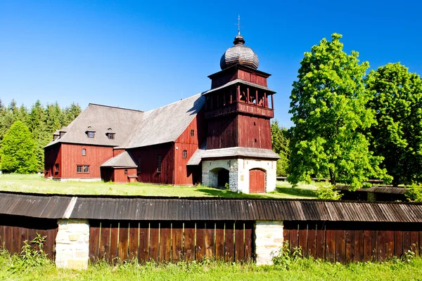 Igreja de madeira de Santa Cruz, Lazisko, Eslováquia — Fotografia de Stock