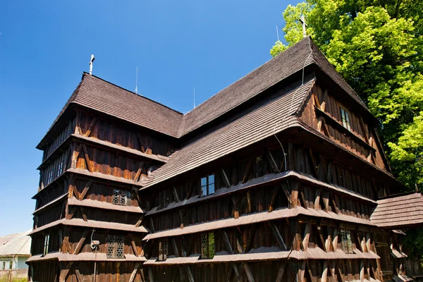 Dřevěný kostel hronsek, Slovensko — Stock fotografie