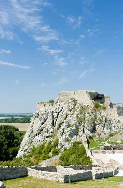 Ruinas del Castillo de Devin, Eslovaquia — Foto de Stock