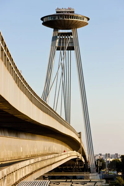 Nuevo puente, Bratislava, Eslovaquia — Foto de Stock