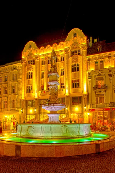 Palazzo della banca di cambio ungherese, piazza principale (nomi Hlavne — Foto Stock