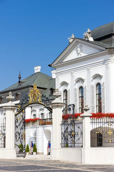 Residência presidencial em Grassalkovich Palace, Bratislava, Slov — Fotografia de Stock