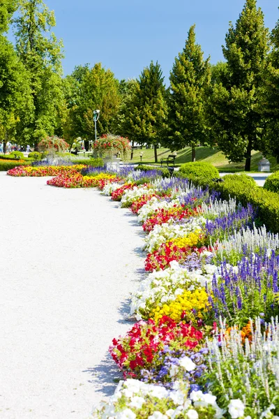 Сад Грассалькович (Братислава, Словаччина). — стокове фото