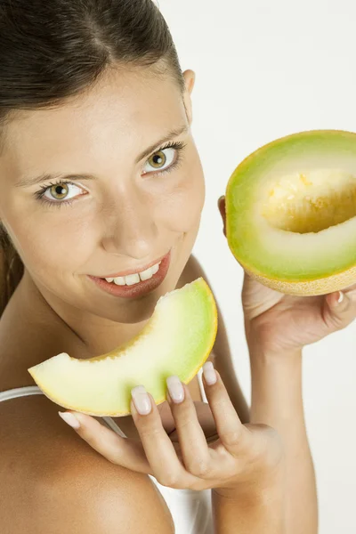 Retrato de mujer con melón galia — Foto de Stock