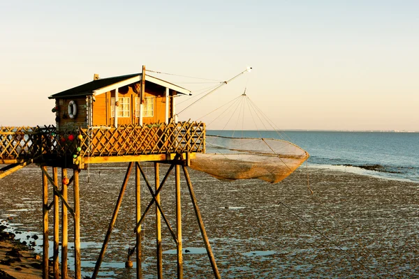 Fishing house with fishing net, Gironde Department, Aquitaine, F — Stock Photo, Image