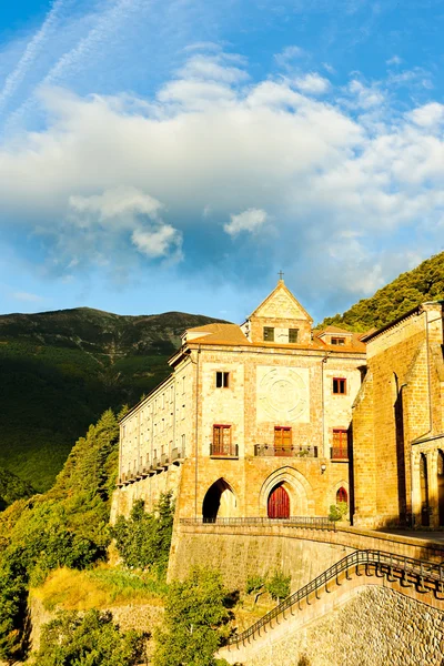 Монастырь Нуэстра Сенора де Вальванера, Ла-Риоха, Испания — стоковое фото