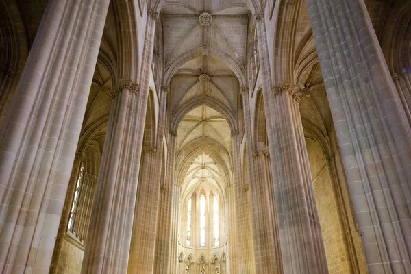 Interior do Mosteiro de Santa Maria da Vitória, Batalha, Estremadu — Fotografia de Stock