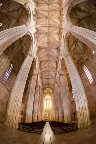 Interior do Mosteiro de Santa Maria da Vitória, Batalha, Estremadu — Fotografia de Stock