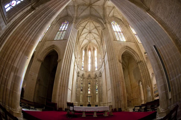 Интерьер монастыря Санта-Мария-да-Витория, Баталья, Эстремаду — стоковое фото