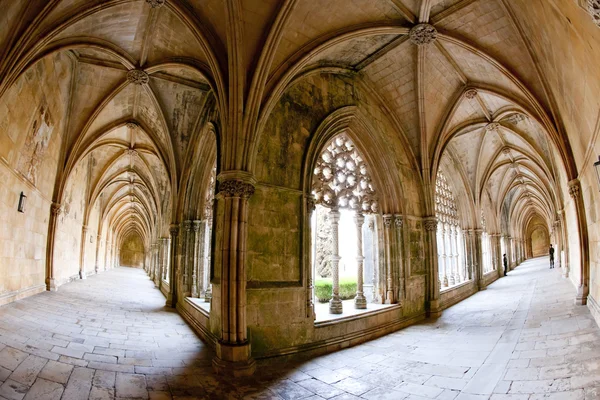 Claustro real do Mosteiro de Santa Maria da Vitória, Batalha, Oriente — Fotografia de Stock