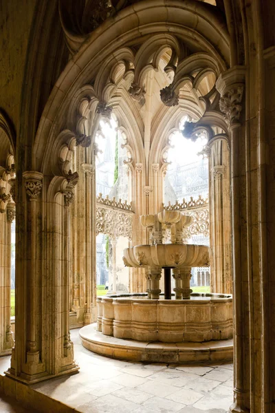 Interior del Monasterio de Santa Maria da Vitoria, Batalha, Estremadu — Foto de Stock