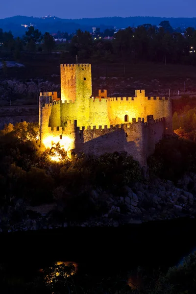 Замок Almoural вночі, Ribatejo, Португалія — стокове фото