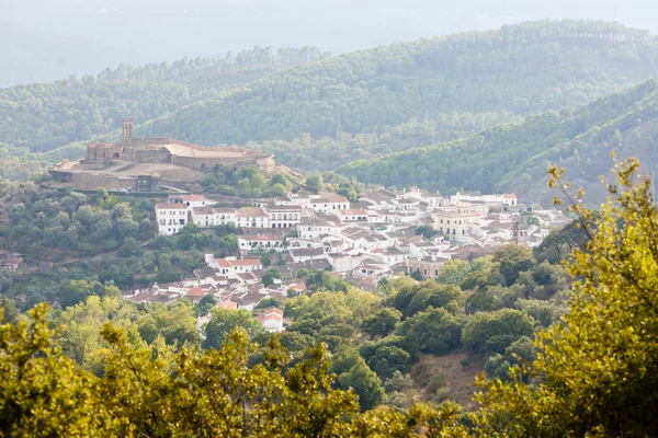 Almonaster la real, Andalusien, Spanien — Stockfoto