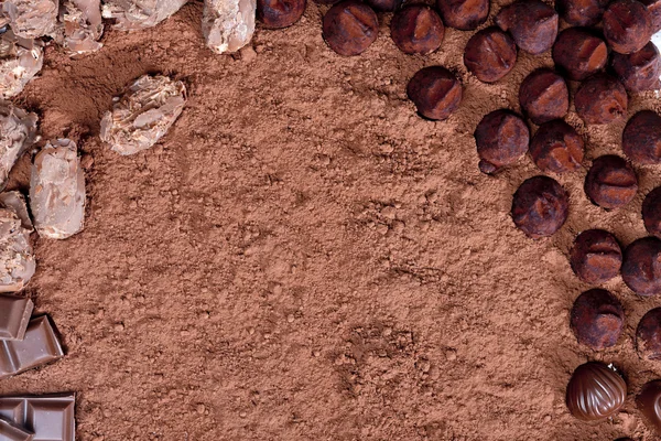 Trufas de chocolate en cacao —  Fotos de Stock