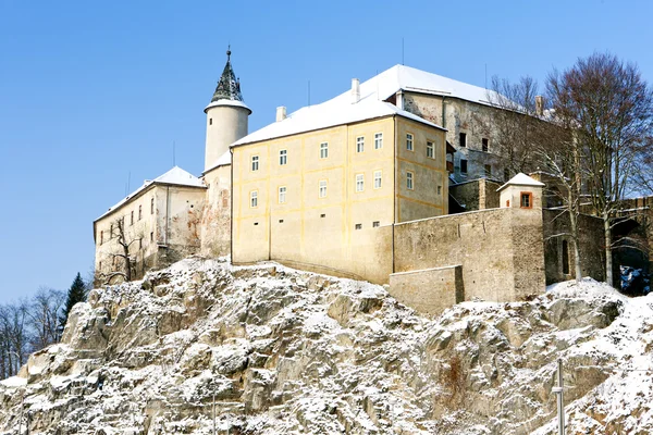 Ledec nad Castillo de Sazavou en invierno, República Checa — Foto de Stock