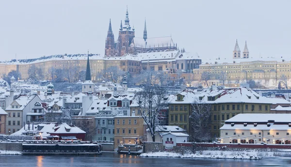 Hradcany no inverno, Praga, República Checa — Fotografia de Stock