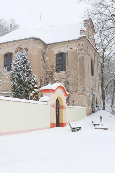 Iglesia de San Pedro y Pablo, Lisna, República Checa —  Fotos de Stock