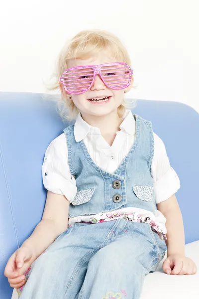 Portrait of little girl wearing glasses — Stock Photo, Image