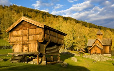 uvdal stavkirke, Norveç