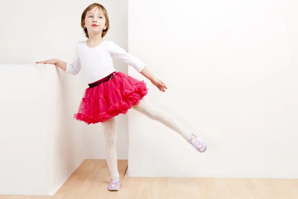 Dziewczyna jako tancerz — Zdjęcie stockowe