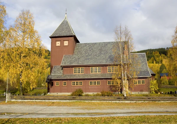 Kerk in de buurt van torpo, Noorwegen — Stockfoto