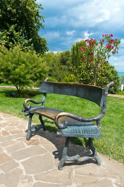 Vintage bench — Stock Photo, Image