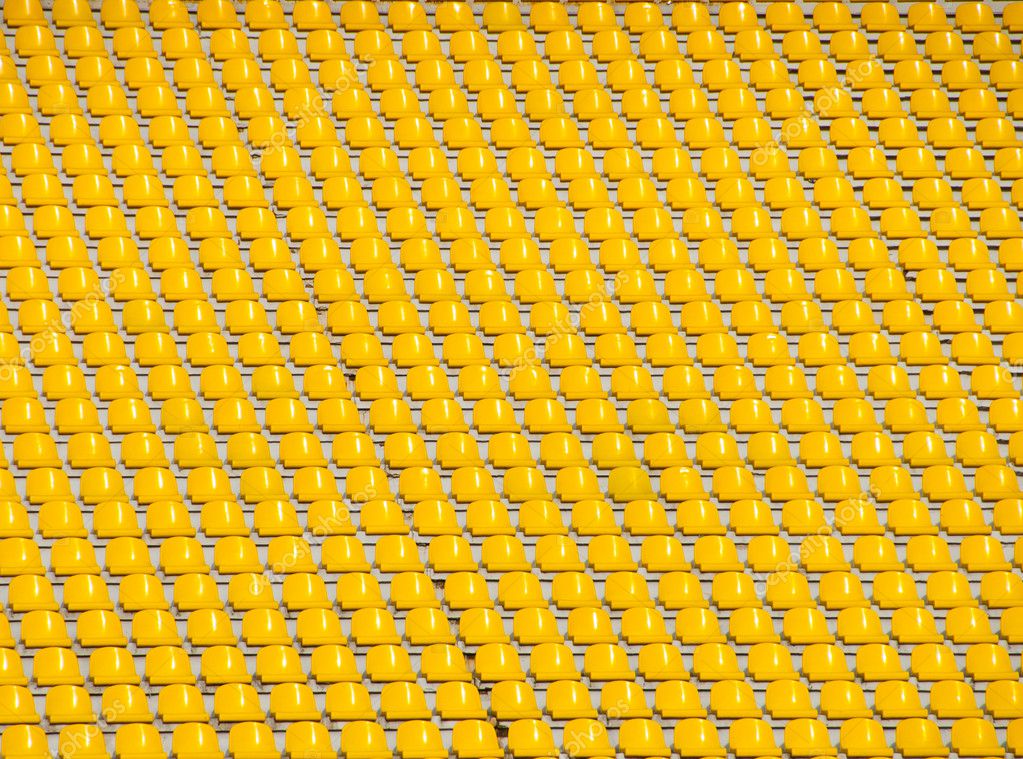 Placa de plástico amarillo con monedas de oro — Foto de stock © toxawww