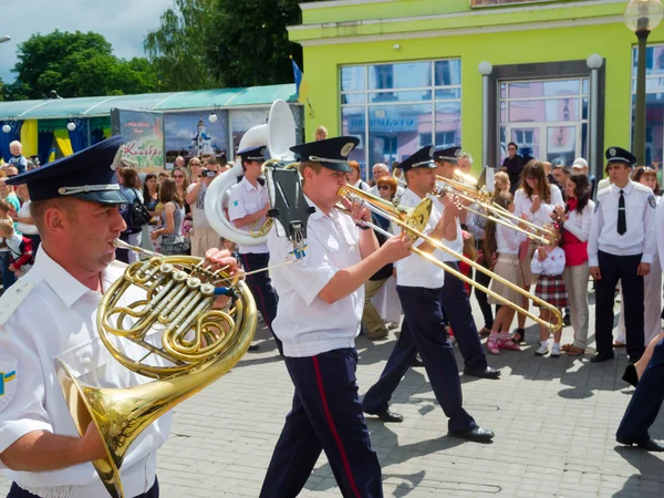 Katonai rézfúvós zenekar végző — Stock Fotó