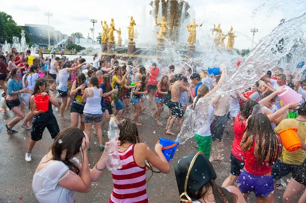 Water Battle flash mob — Stock Photo, Image