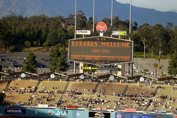 Dodger Stadium Scoreboard - Los Angeles Dodgers — Stock Photo, Image