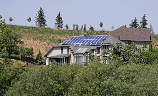 Solar Paneled Home — Stock Photo, Image