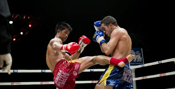 Muay thai Şampiyonası dövüşü — Stok fotoğraf