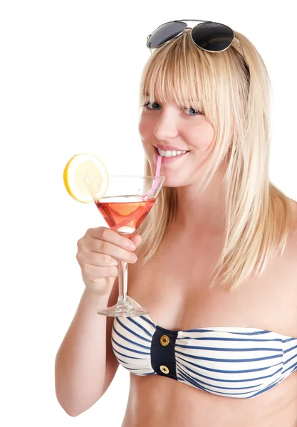 Junge Frau mit Cocktail — Stockfoto