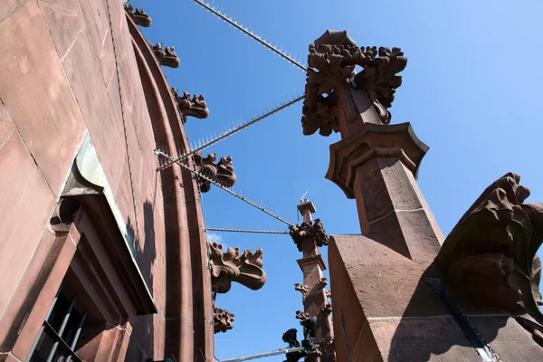 Closeup naar gebouw van frankfurt cathedral — Stockfoto
