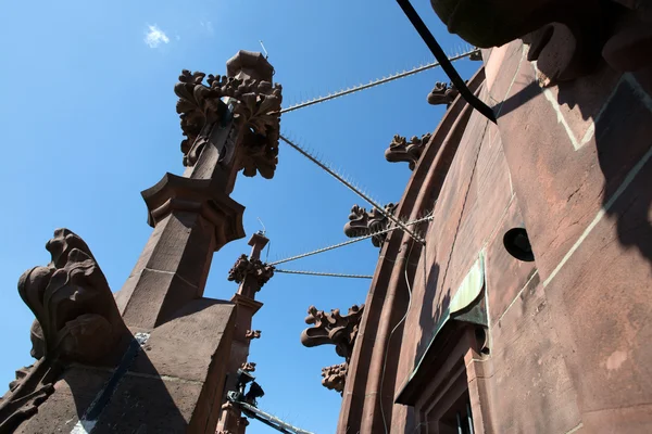 Detailní záběr na budování frankfurt katedrála — Stock fotografie