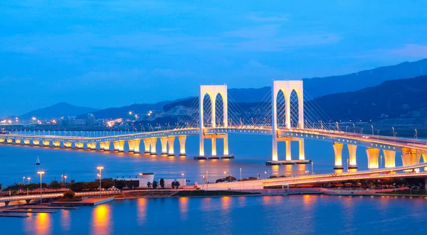 Sai Van Bridge in Macau at night — Stock Photo, Image