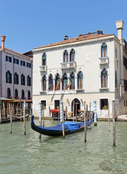 Paysage urbain depuis le Grand Canal de Venise — Photo