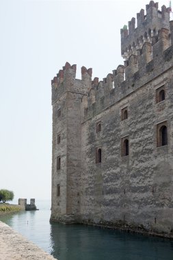 sirmione şatosuna Scaliger