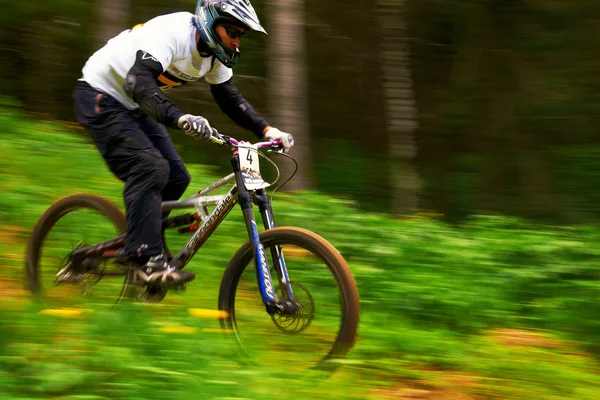Mountain bike competizione estrema — Foto Stock