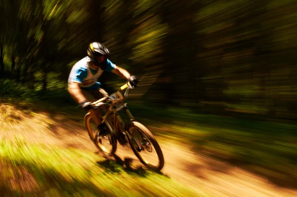Gara estrema di mountain bike — Foto Stock