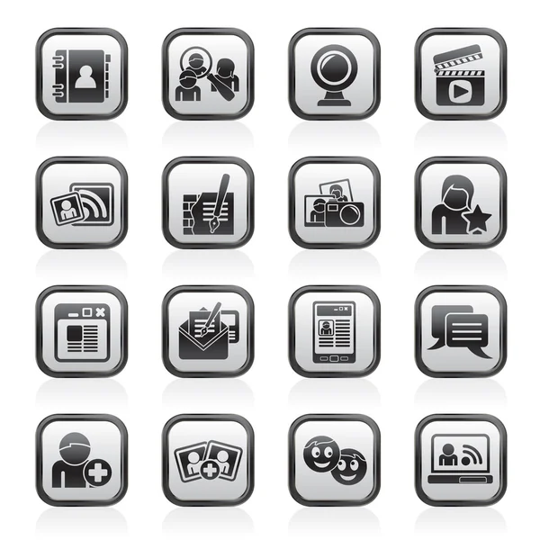 Social networking and communication icons — Stock Vector