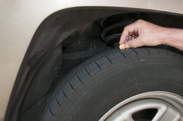 Segurança dos pneus — Fotografia de Stock