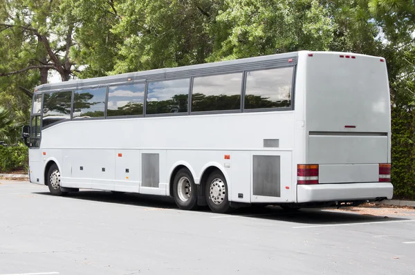 Серый автобус — стоковое фото