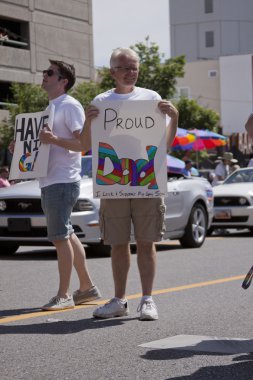 salt lake city, utah - Haziran 3: pride parade katılımcılar marchin