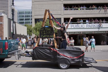 salt lake city, utah - Haziran 3: pride parade katılımcılar marchin