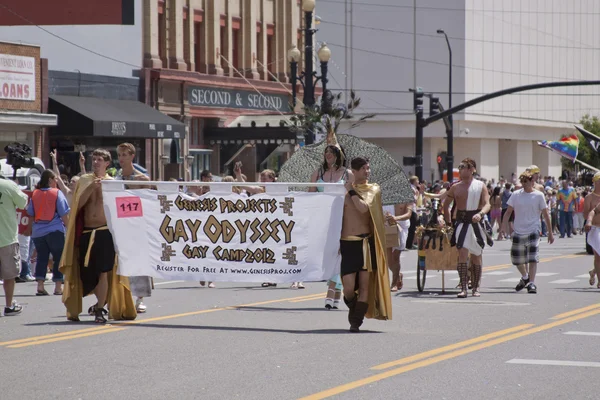 ソルトレイクシティ、ユタ州 - 6 月 3 日: アーミー プライド パレードの参加者 — ストック写真