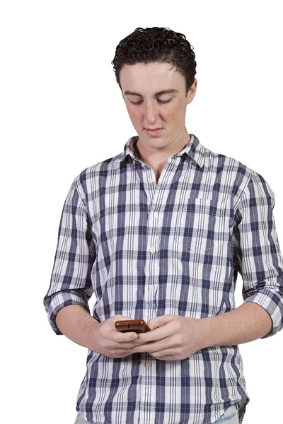 携帯電話 - 白い背景上にカジュアルな男テキスト メッセージ — ストック写真
