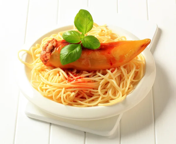 stock image Stuffed pepper and spaghetti