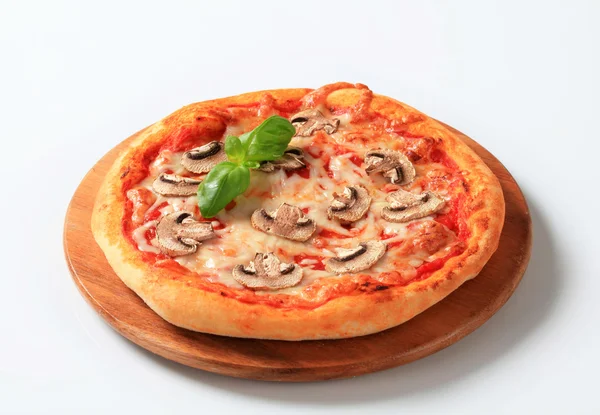 Pizza Fungi — Stock Photo, Image